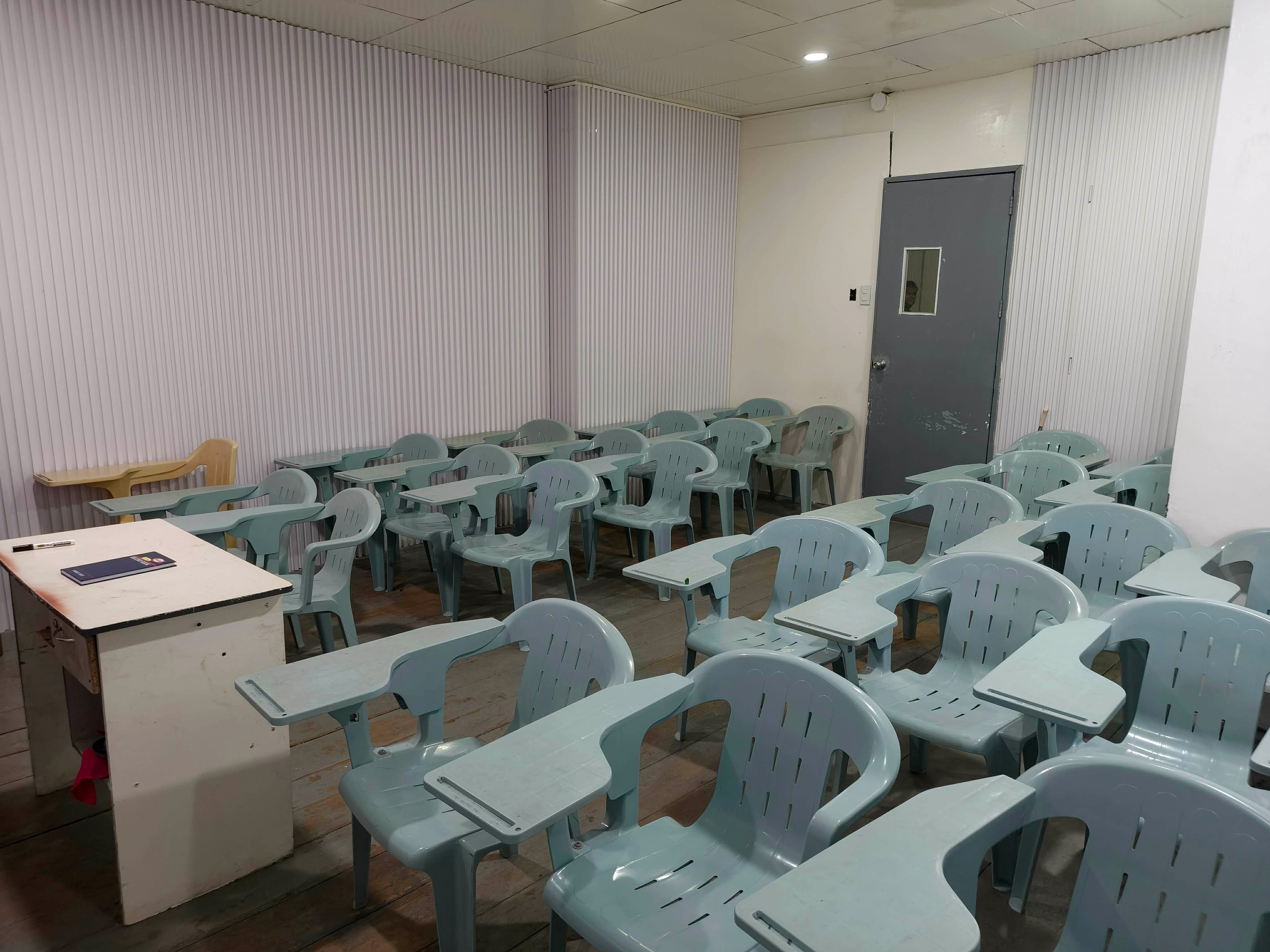 Main Building - Classroom 206 4